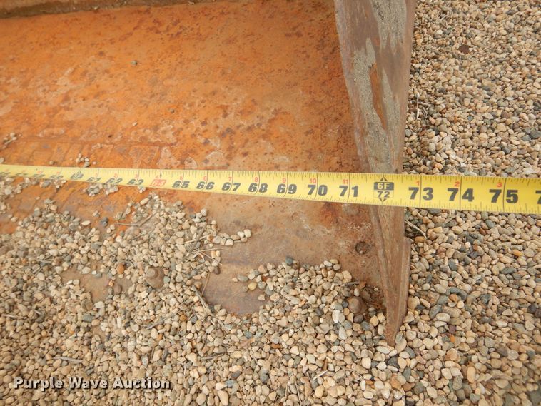 image for item MX9963 2014 Bobcat S650  skid steer loader