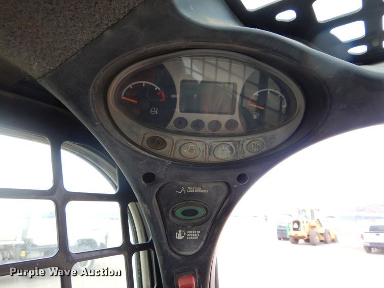 image for item MX9963 2014 Bobcat S650  skid steer loader