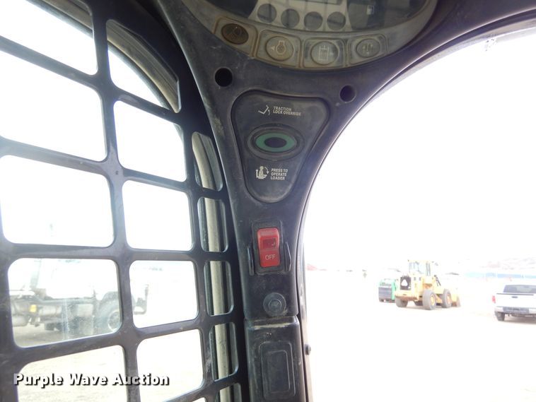 image for item MX9963 2014 Bobcat S650  skid steer loader