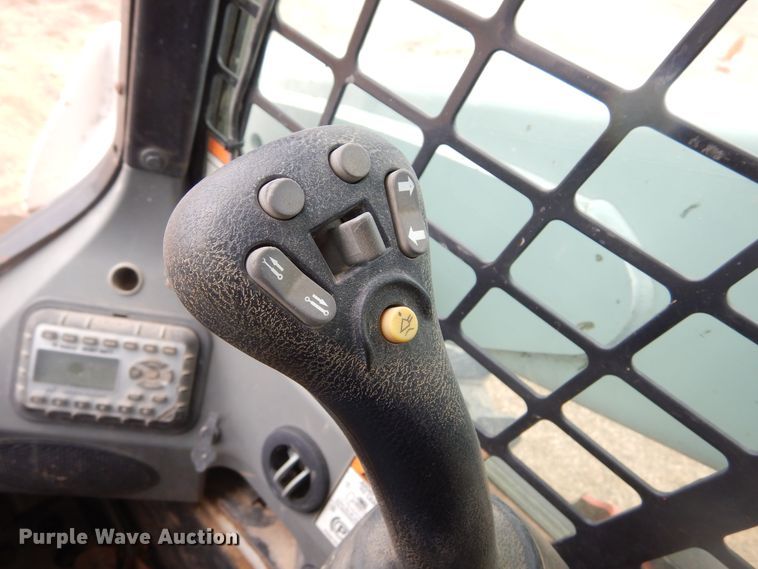 image for item MX9963 2014 Bobcat S650  skid steer loader