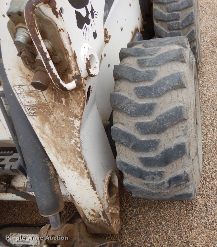 image for item MX9963 2014 Bobcat S650  skid steer loader