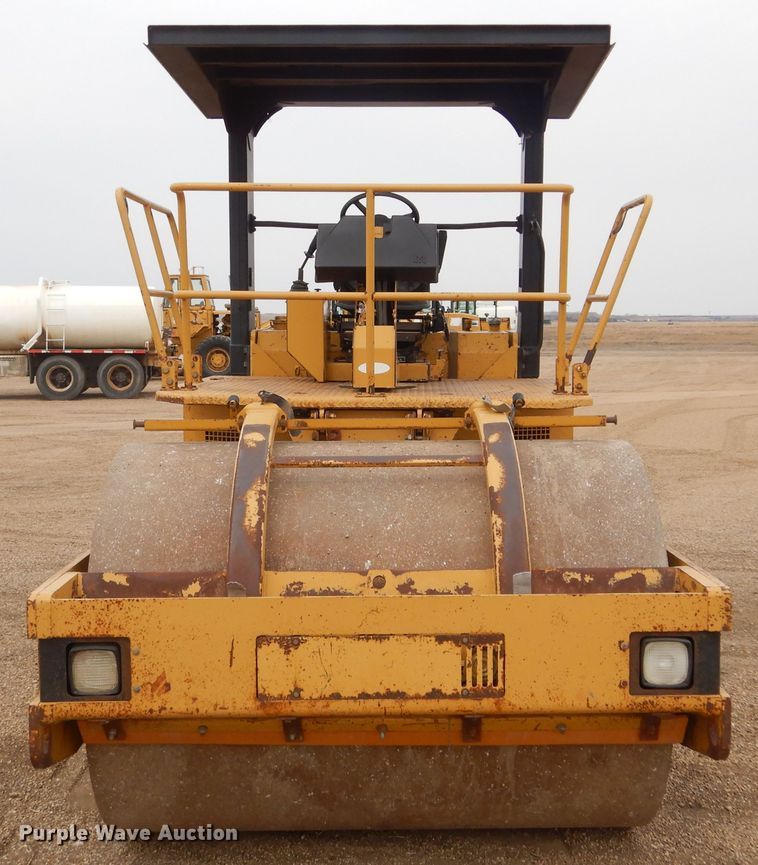 image for item MX9965 1998 Caterpillar CB 534C  double drum roller