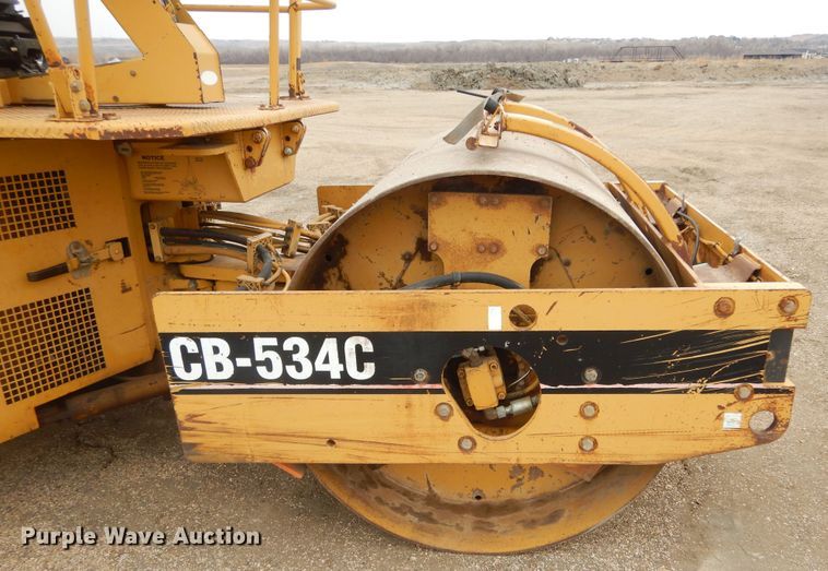 image for item MX9965 1998 Caterpillar CB 534C  double drum roller