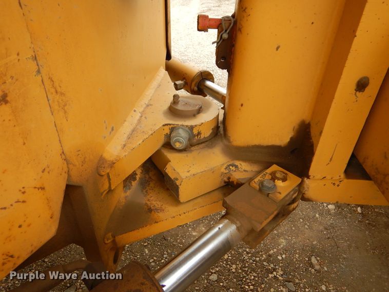 image for item MX9965 1998 Caterpillar CB 534C  double drum roller