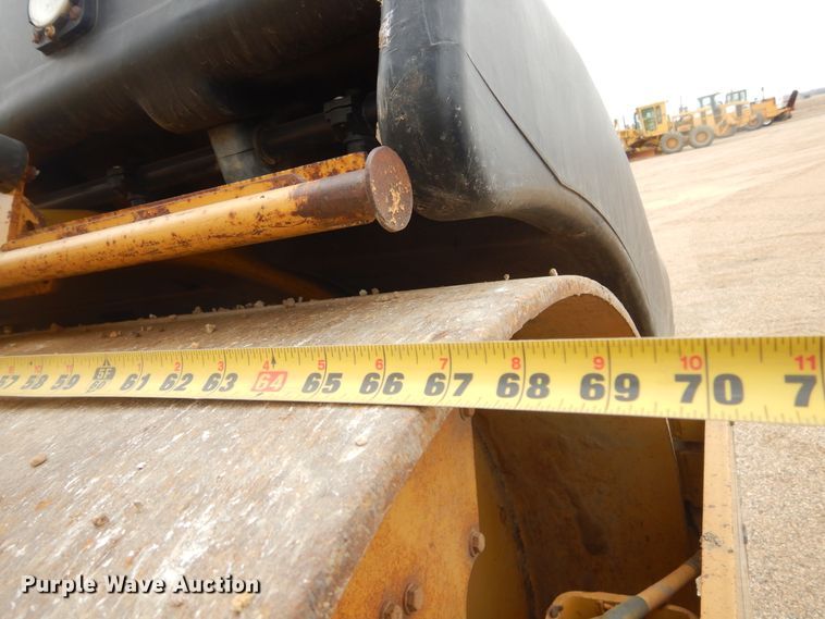 image for item MX9965 1998 Caterpillar CB 534C  double drum roller