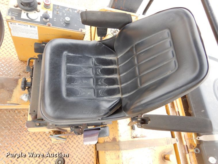 image for item MX9965 1998 Caterpillar CB 534C  double drum roller