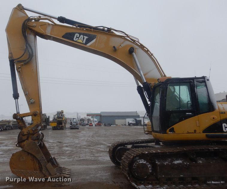 image for item MX9975 2007 Caterpillar 330DL  excavator