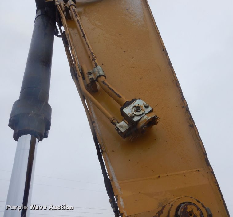 image for item MX9975 2007 Caterpillar 330DL  excavator