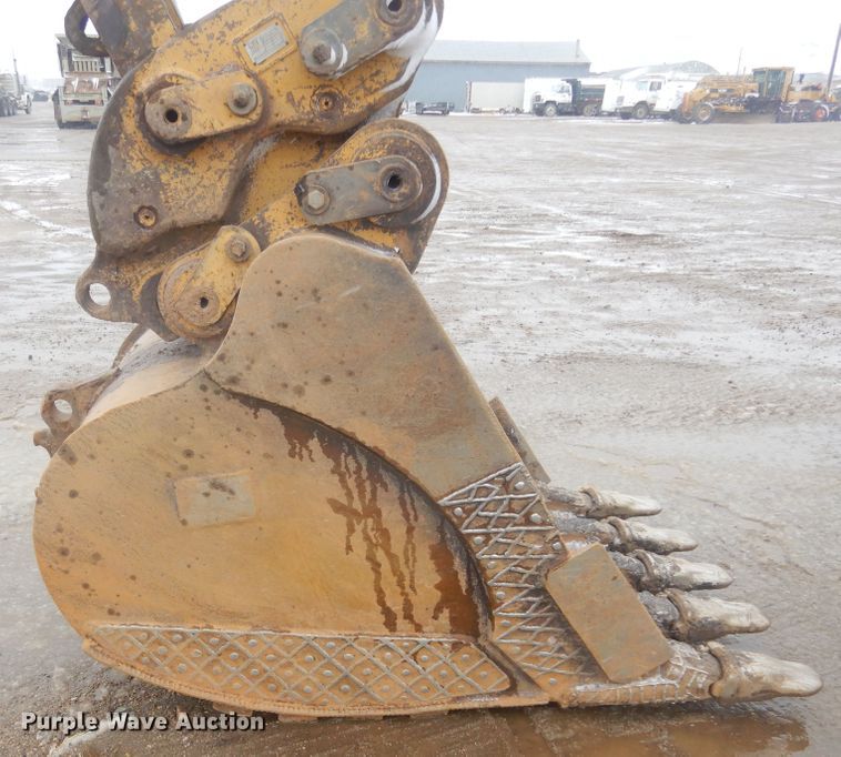 image for item MX9975 2007 Caterpillar 330DL  excavator