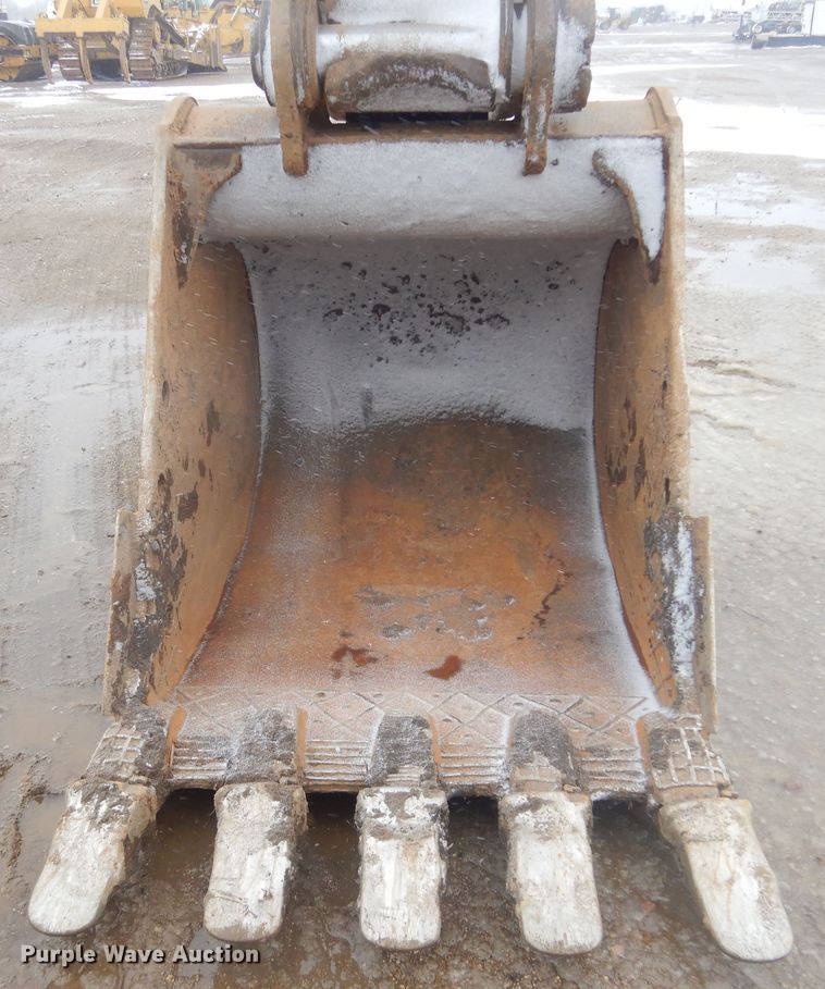 image for item MX9975 2007 Caterpillar 330DL  excavator