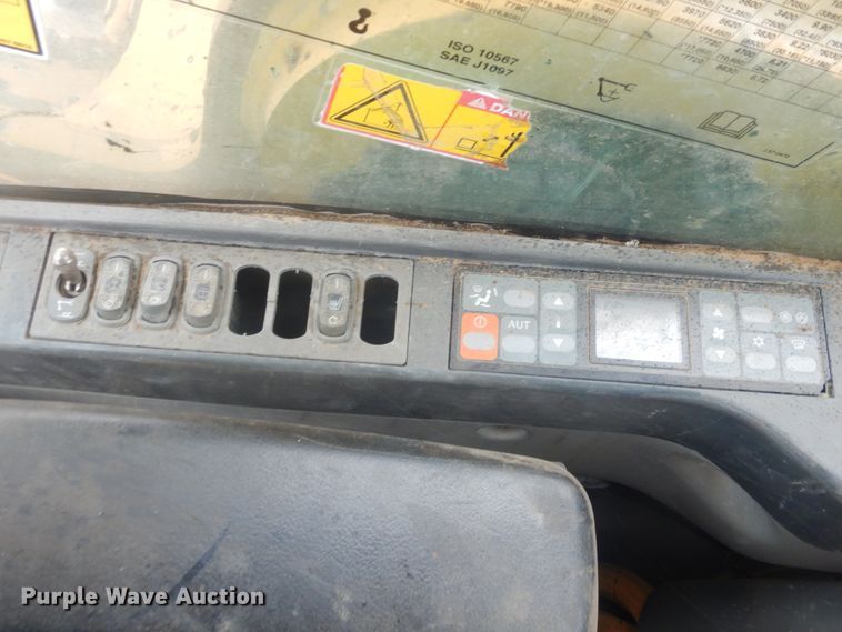 image for item MX9975 2007 Caterpillar 330DL  excavator