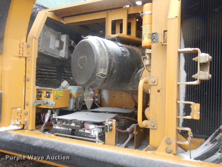 image for item MX9975 2007 Caterpillar 330DL  excavator