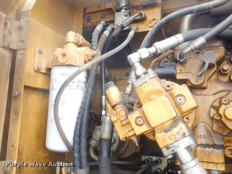 image for item MX9975 2007 Caterpillar 330DL  excavator