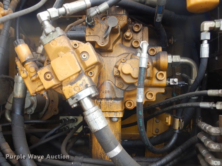 image for item MX9975 2007 Caterpillar 330DL  excavator