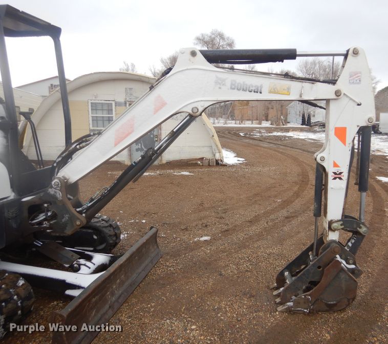 image for item MX9979 2017 Bobcat E35i  mini excavator