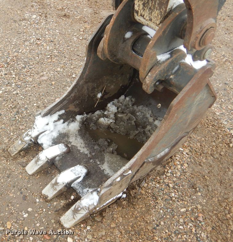 image for item MX9979 2017 Bobcat E35i  mini excavator