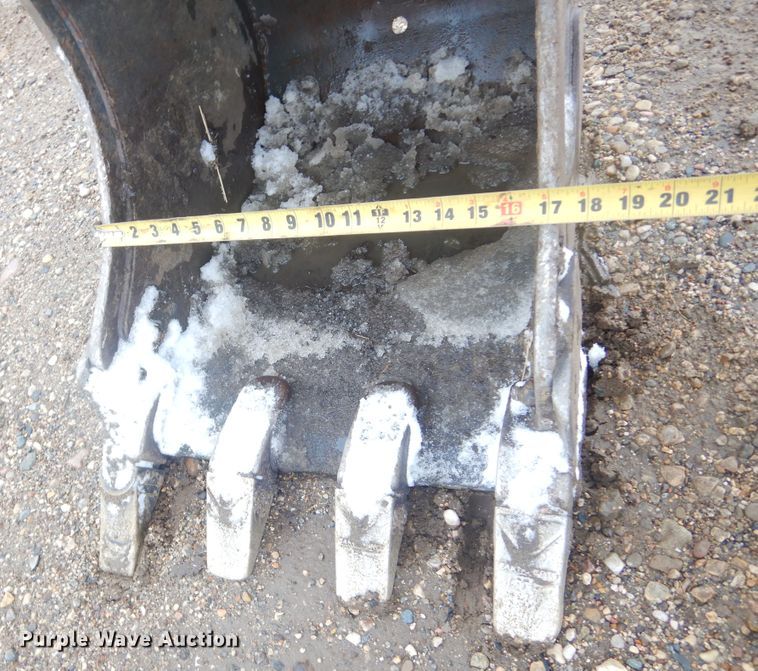 image for item MX9979 2017 Bobcat E35i  mini excavator