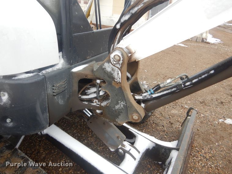 image for item MX9979 2017 Bobcat E35i  mini excavator