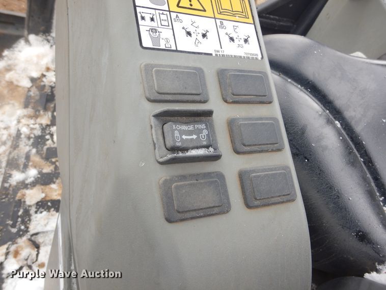 image for item MX9979 2017 Bobcat E35i  mini excavator