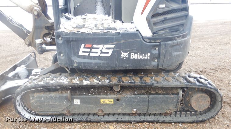 image for item MX9979 2017 Bobcat E35i  mini excavator