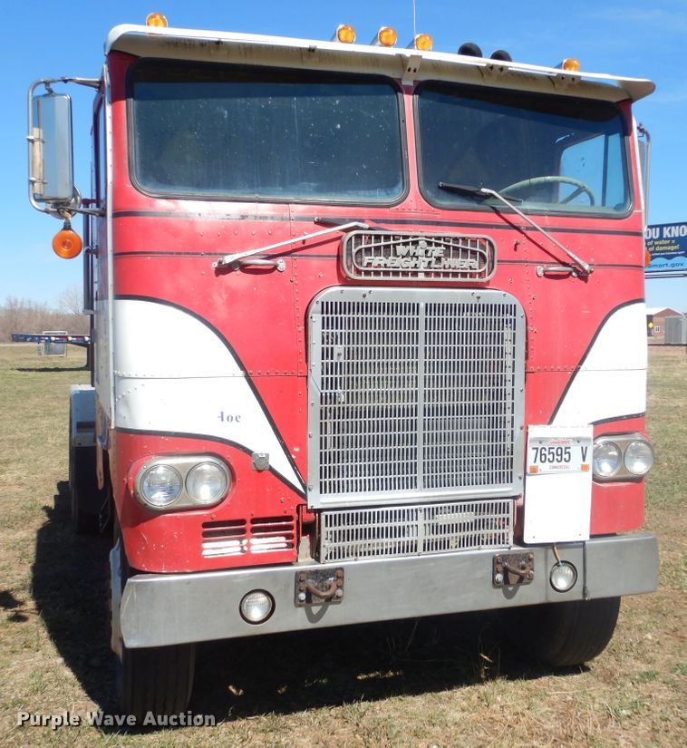 image for item MX9980 1973 Freightliner  semi truck