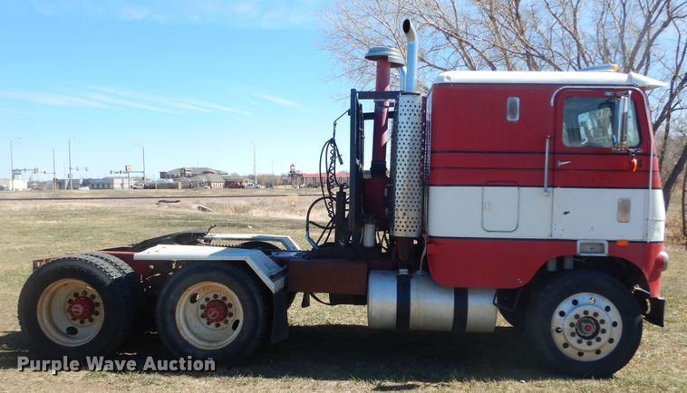 image for item MX9980 1973 Freightliner  semi truck