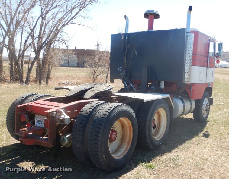 image for item MX9980 1973 Freightliner  semi truck