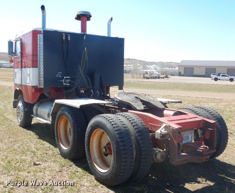 image for item MX9980 1973 Freightliner  semi truck