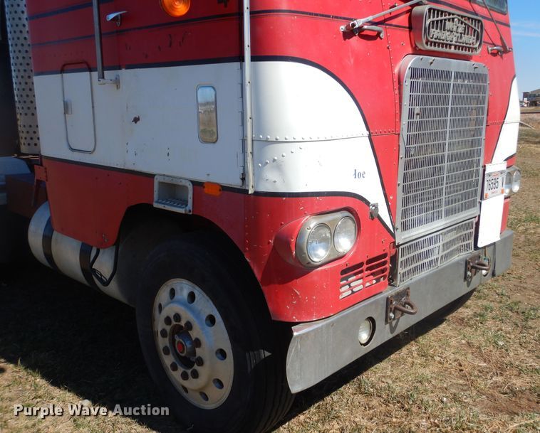 image for item MX9980 1973 Freightliner  semi truck