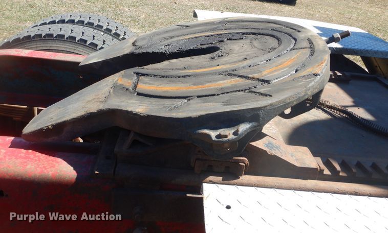 image for item MX9980 1973 Freightliner  semi truck