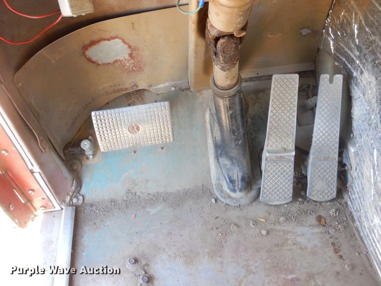 image for item MX9980 1973 Freightliner  semi truck