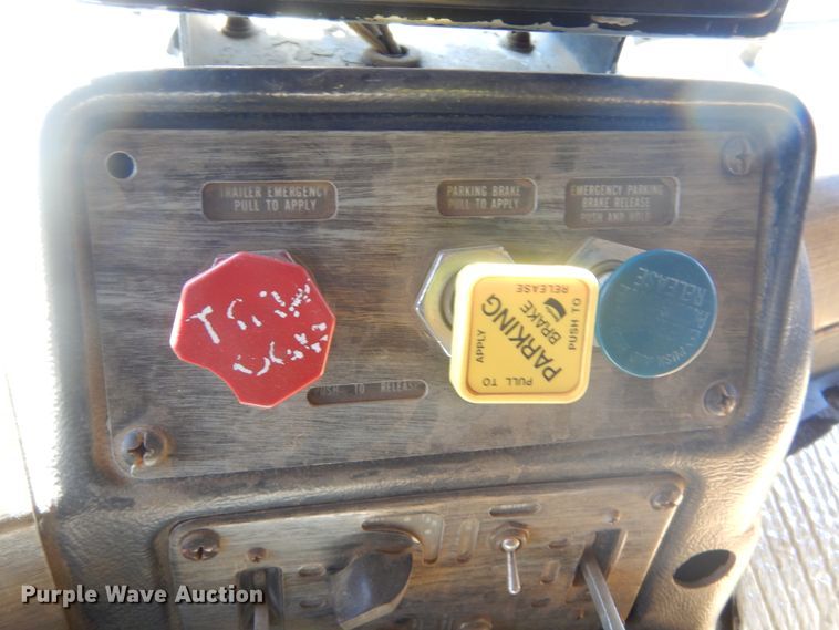 image for item MX9980 1973 Freightliner  semi truck