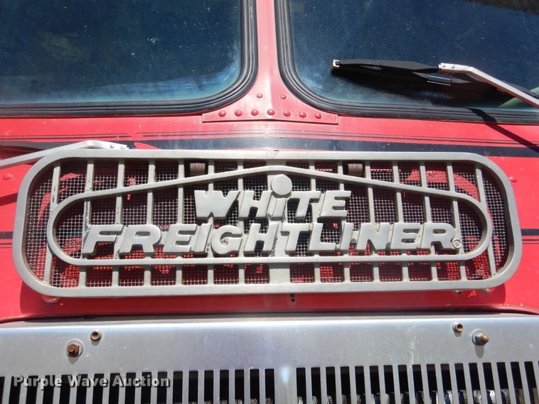 image for item MX9980 1973 Freightliner  semi truck