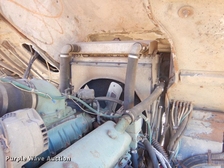 image for item MX9980 1973 Freightliner  semi truck