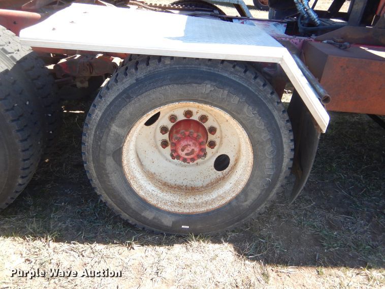 image for item MX9980 1973 Freightliner  semi truck