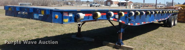 image for item MX9981 1997 Utility  flatbed trailer