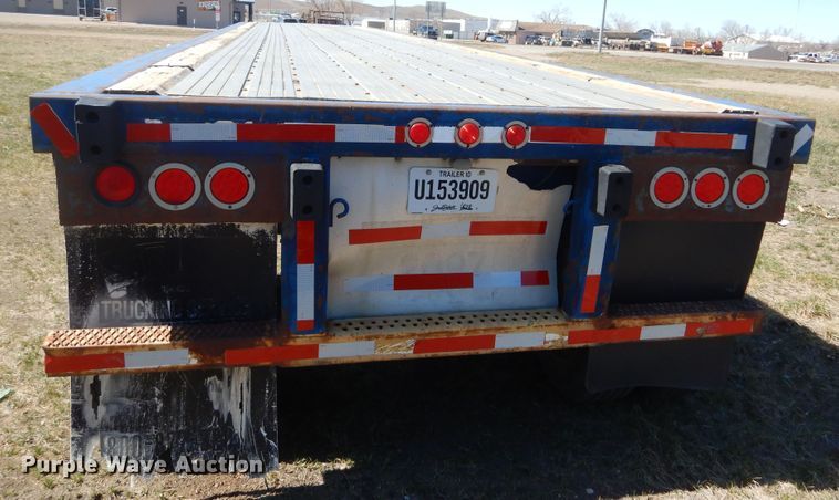 image for item MX9981 1997 Utility  flatbed trailer