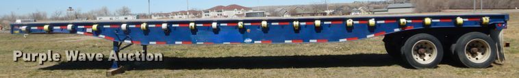 image for item MX9981 1997 Utility  flatbed trailer