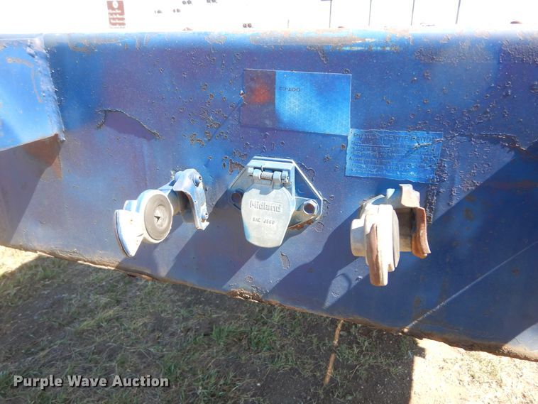 image for item MX9981 1997 Utility  flatbed trailer