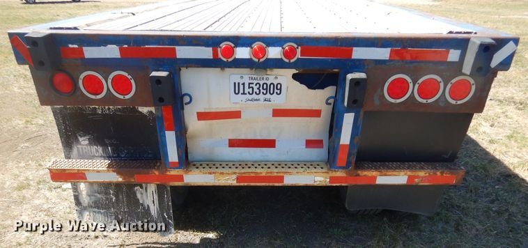 image for item MX9981 1997 Utility  flatbed trailer