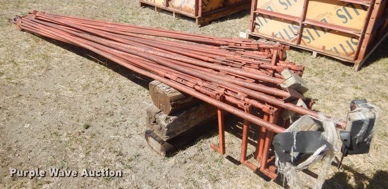 image for item MX9982 Approximately 2,557 Symons-Ellis concrete forms