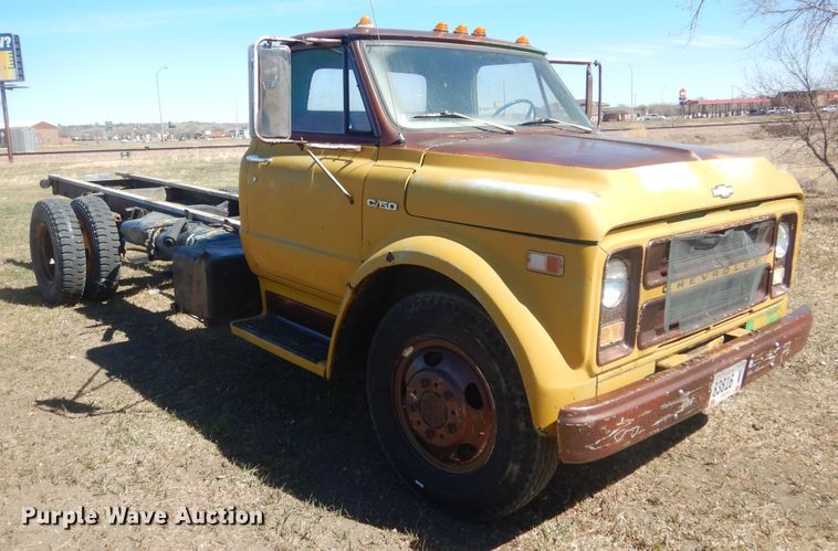 image for item MX9983 Chevrolet C50  truck cab and chassis