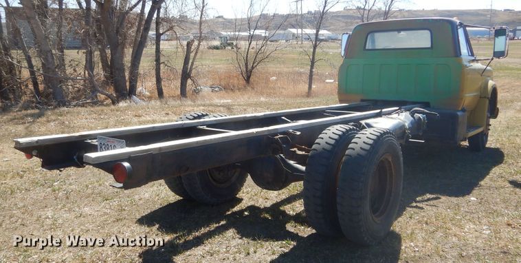 image for item MX9983 Chevrolet C50  truck cab and chassis