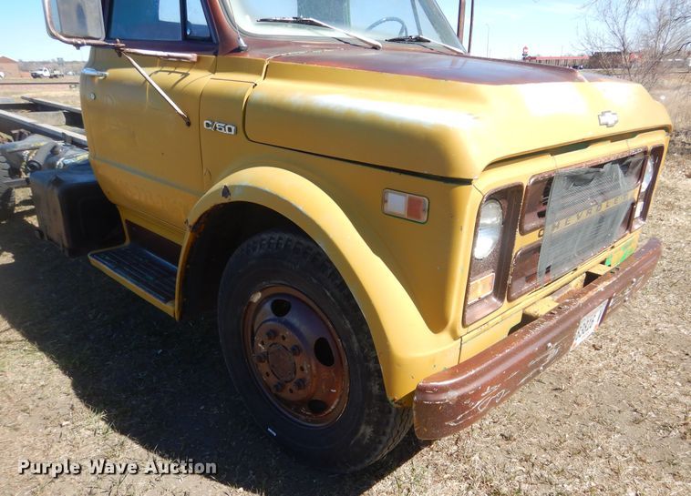 image for item MX9983 Chevrolet C50  truck cab and chassis