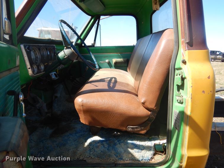 image for item MX9983 Chevrolet C50  truck cab and chassis