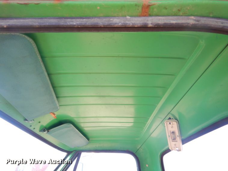 image for item MX9983 Chevrolet C50  truck cab and chassis