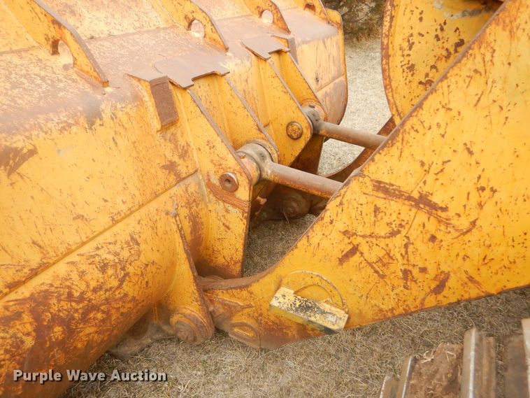 image for item MX9988 1990 Caterpillar 973 LGP  track loader