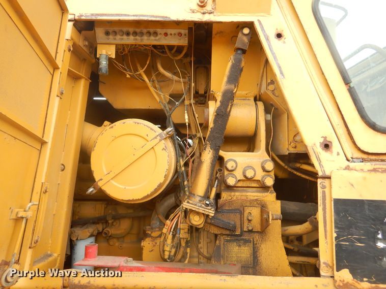 image for item MX9988 1990 Caterpillar 973 LGP  track loader