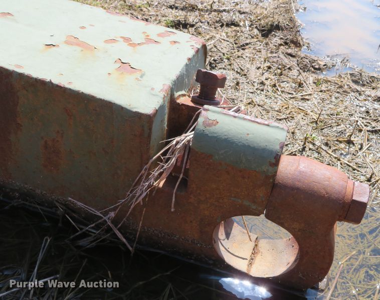 image for item ZA0041 Caterpillar D8K dozer blade