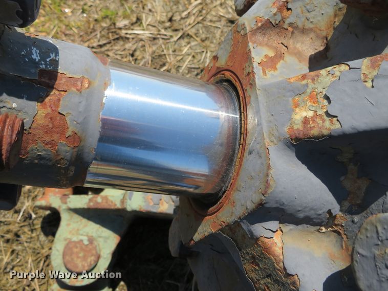 image for item ZA0041 Caterpillar D8K dozer blade